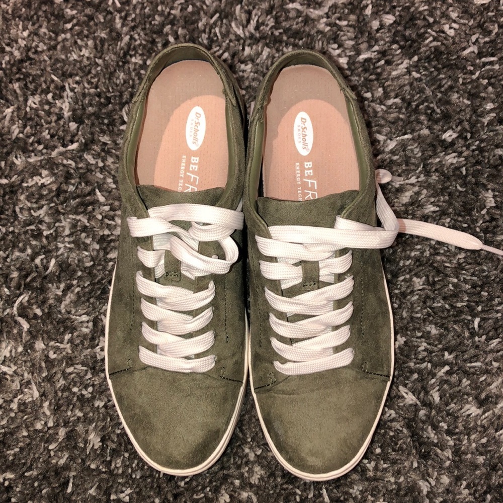 EUC Dr. Scholls platform sneaker
